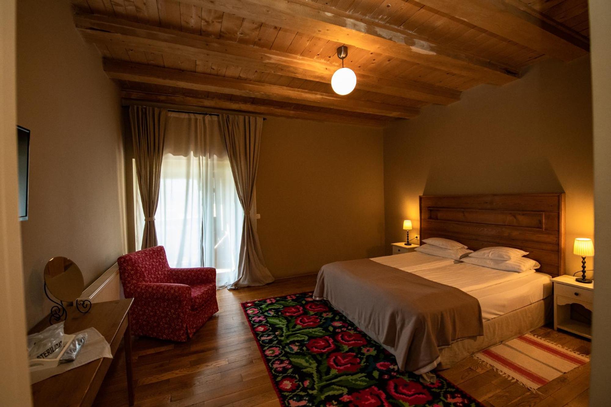 Bucovina Lodge Pension Vama  Eksteriør bilde