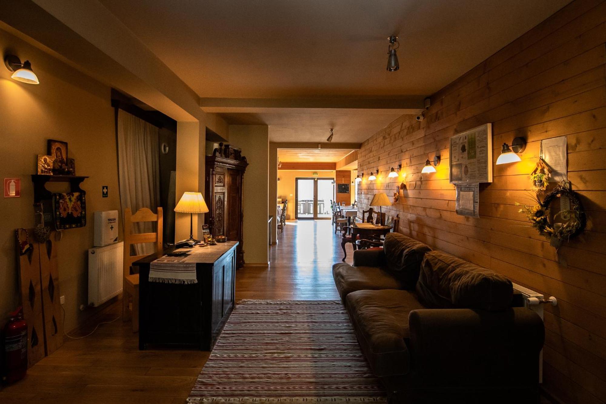 Bucovina Lodge Pension Vama  Eksteriør bilde