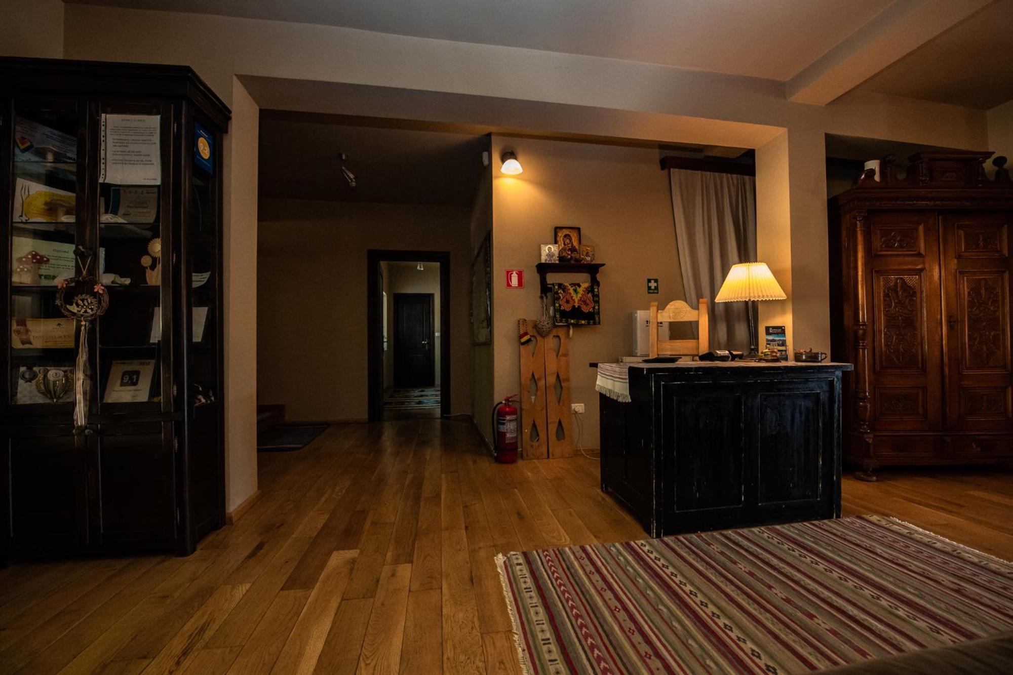 Bucovina Lodge Pension Vama  Eksteriør bilde